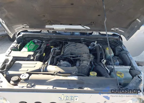 2015 Jeep Wrangler Unlimited Sahara z USA, uszkodzony, nr VIN 1C4BJWEGXFL603690